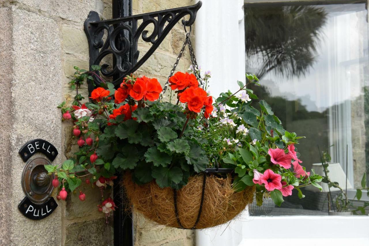 Cliftons Guest House Truro Exterior foto